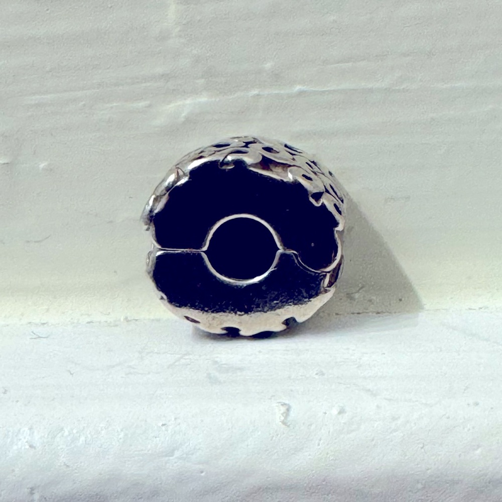 Pandora S Clip Sterling Silver Clip Charm - Picture 3 of 7
